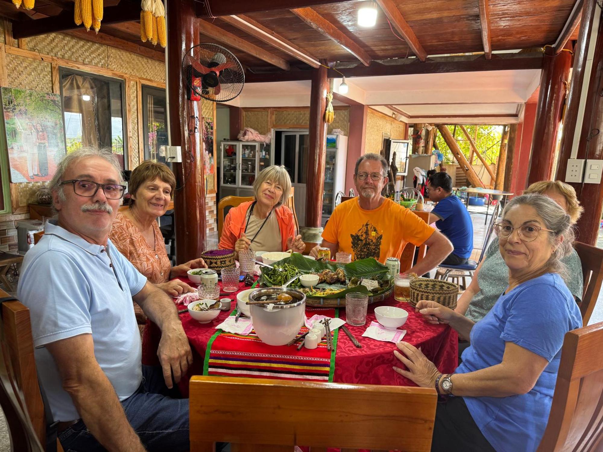 Minh Ngoc Homestay Dien Bien Phu Ban Hin Lom Zewnętrze zdjęcie