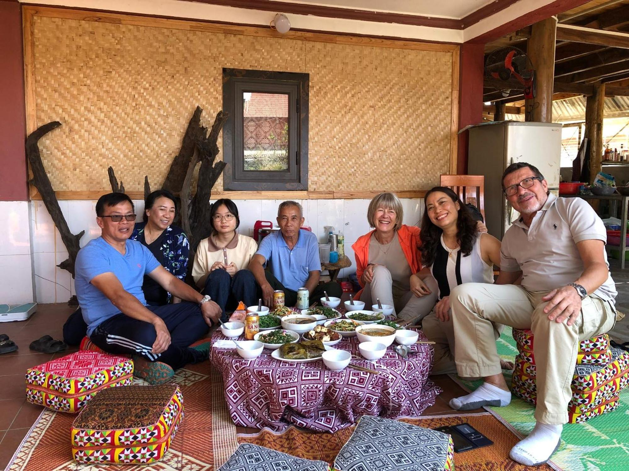 Minh Ngoc Homestay Dien Bien Phu Ban Hin Lom Zewnętrze zdjęcie
